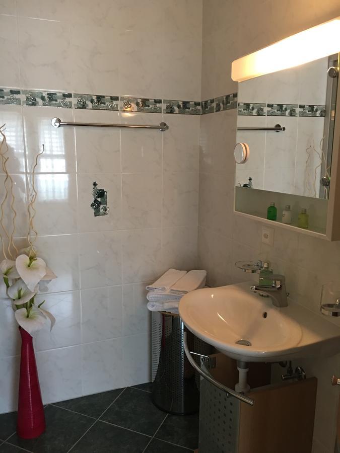 B&B Kelly Lausanne Eksteriør billede